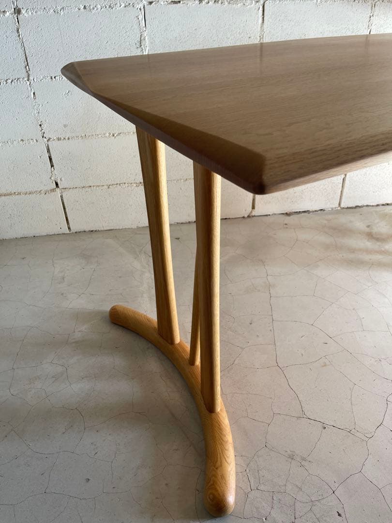 筑波産商　ボーゲン　ダイニングテーブル　オーク無垢材　¥99,800