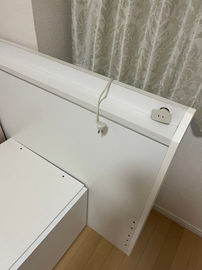 【ニトリ】シングル ベッドフレーム　大容量収納・コンセント付き　お引き取り限定