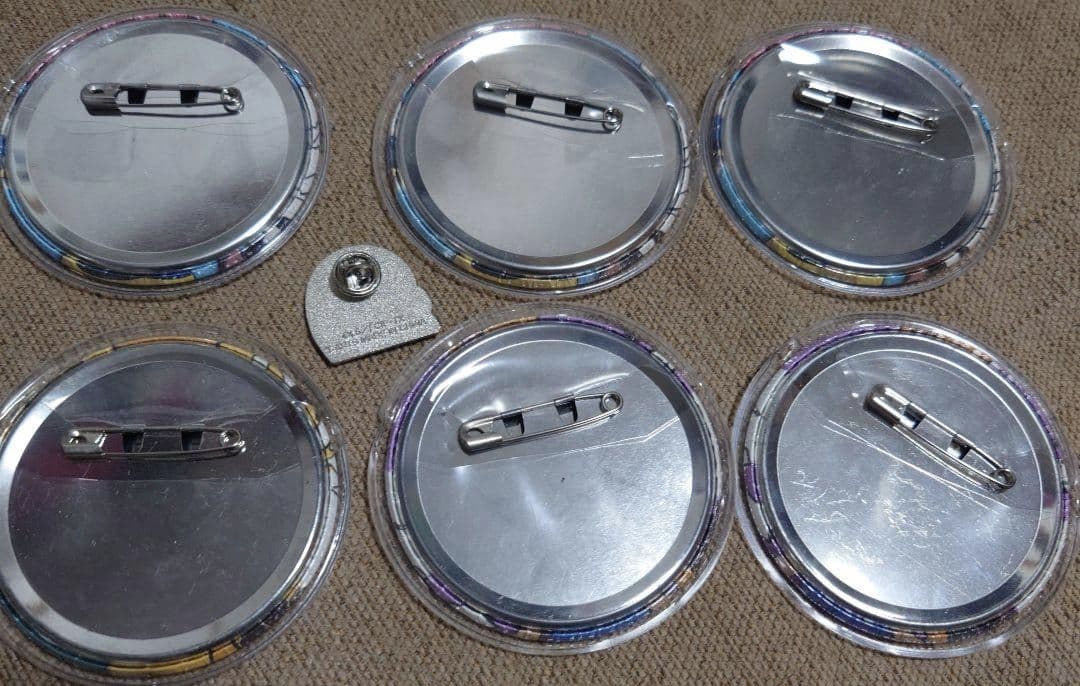 イナズマイレブン 綱海 立向居 ドでか缶バッジ ピンズ