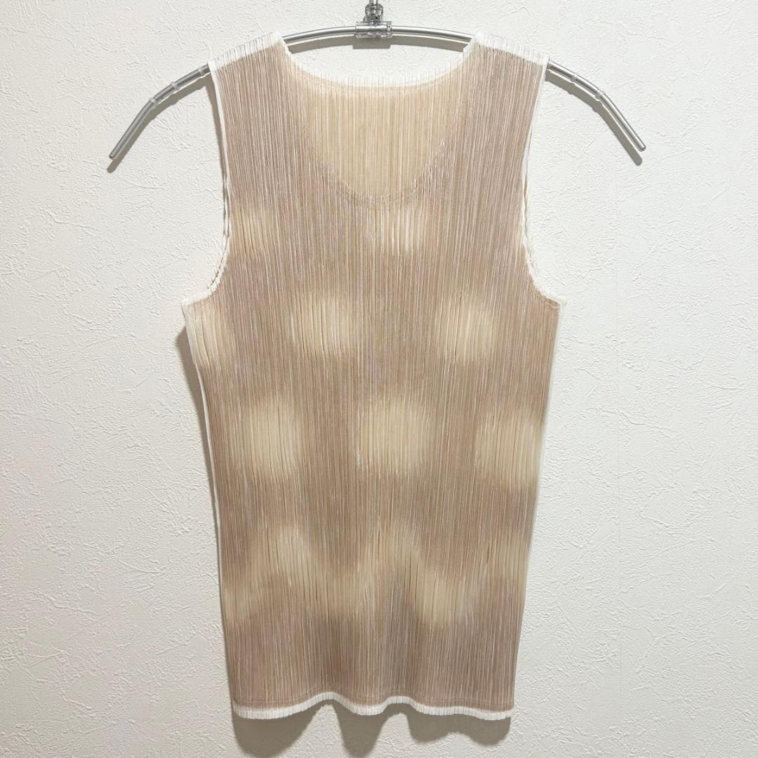 プリーツプリーズ イッセイミヤケ ノースリーブ 水玉 ベージュ size3