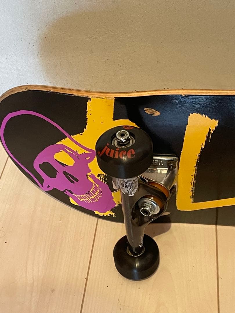 SLAVEスケートボード　コンプリート　約8インチ