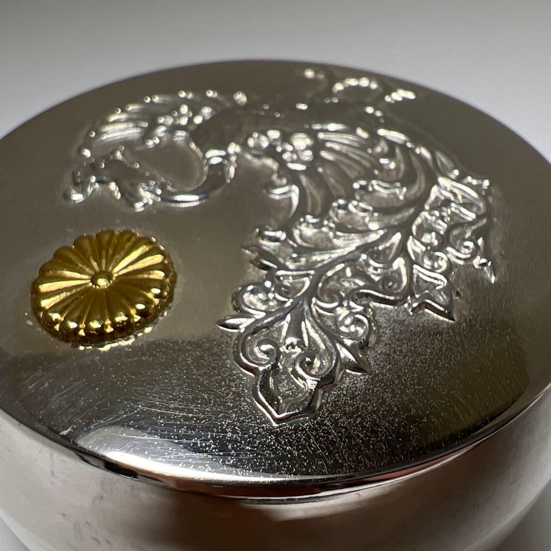 平成2年 純銀 天皇御即位記念鳳凰文ボンボニエール 共箱 東Y7-0804