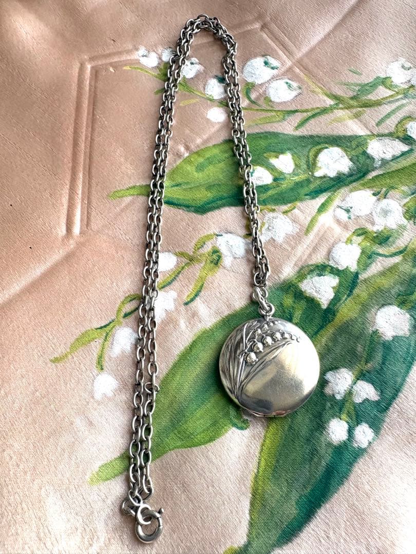 ♡フランスアンティーク 鈴蘭 ミュゲ シルバー 銀 ロケットペンダント