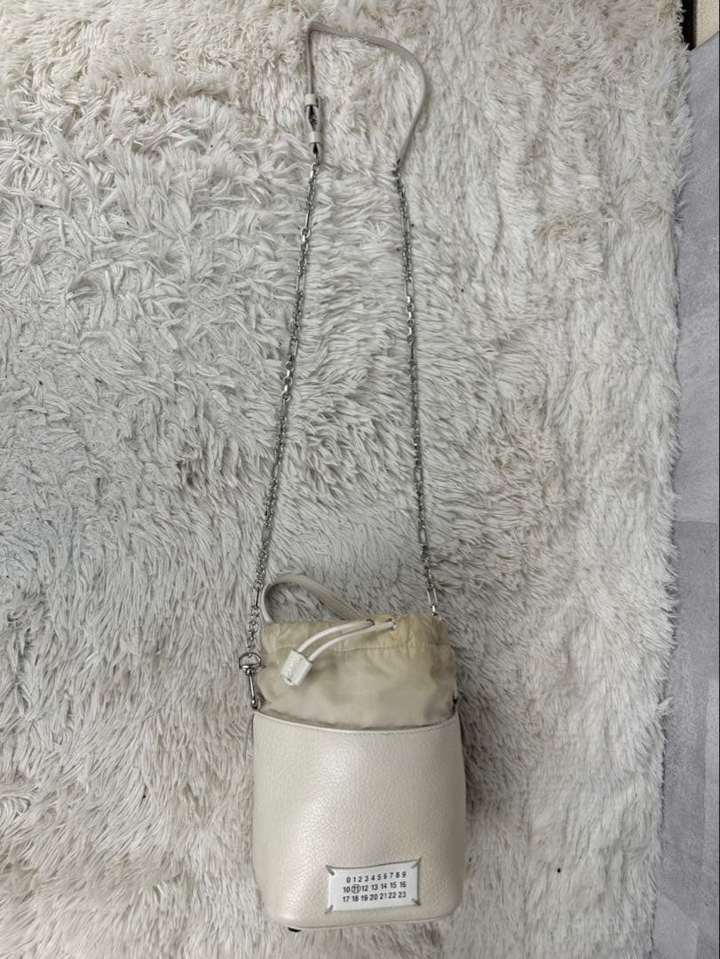 美品 メゾンマルジェラ レザー 2WAY ショルダーバッグ チェーン 5ac 白