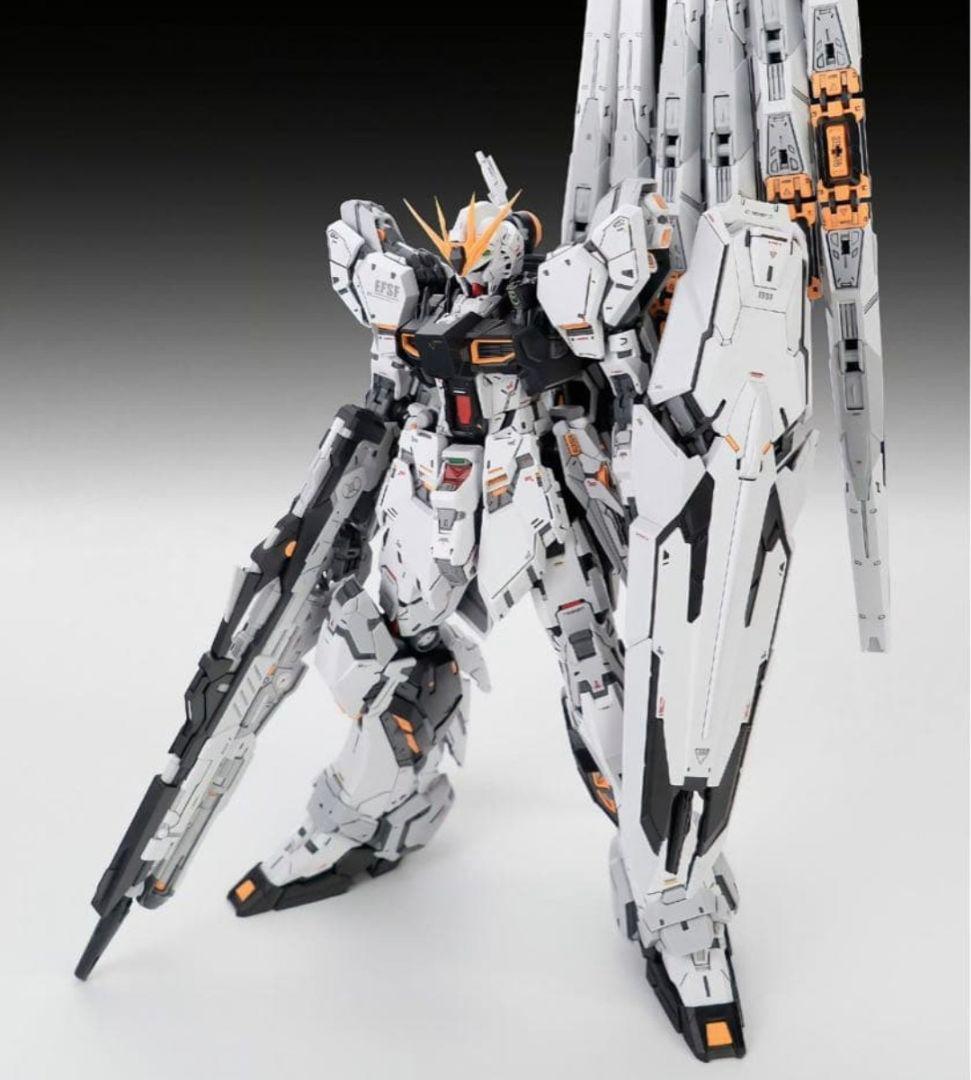 MG逆襲のシャア　RX-93 νガンダムダブルフィンファンネル　海外製、正規品