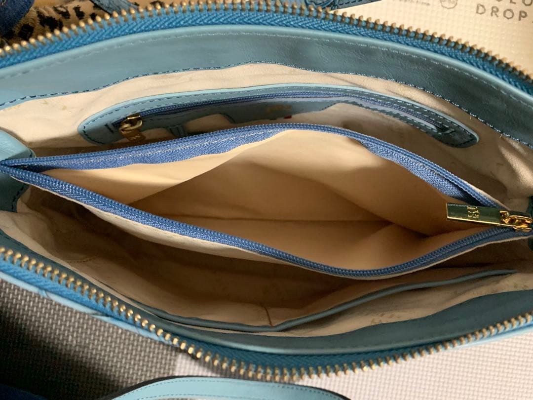 もち CUOIERIA FIORENTINA レザー　ショルダーバッグ