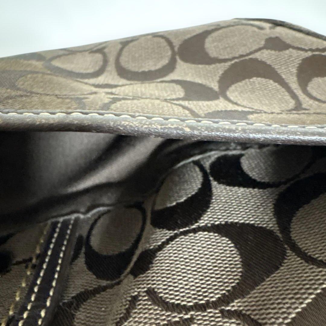 COACH コーチ シグネチャー ハーフムーン ソーホー　ワンショルダーバッグ