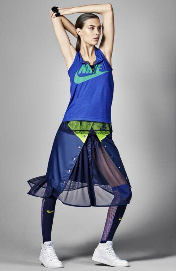 みみみ希少NikeLab × Sacai Windrunner Skirt