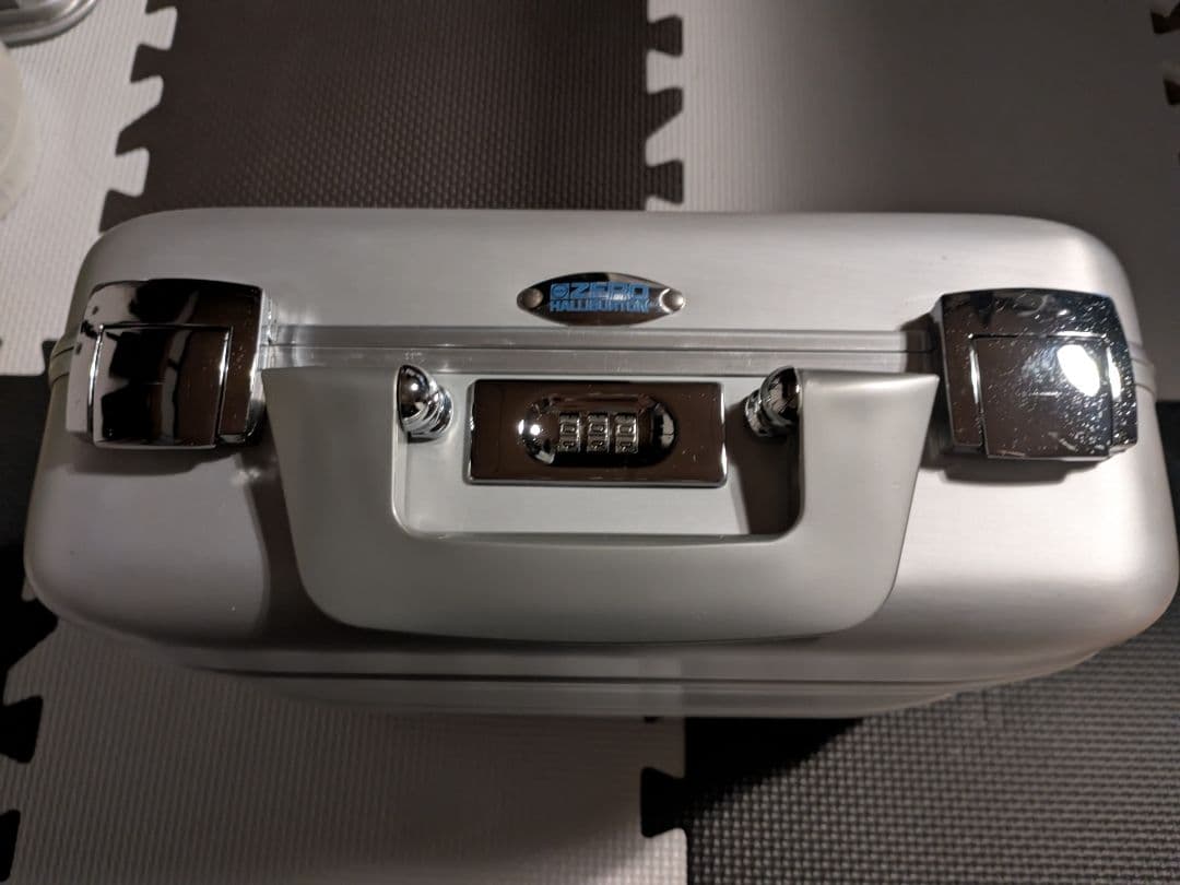 ゼロハリバートン　ミニ　アルミケース アタッシュケース