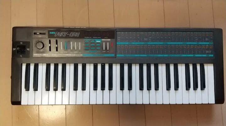 美品 KORG シンセサイザー POLY-800 ハードケース、ACアダプター付