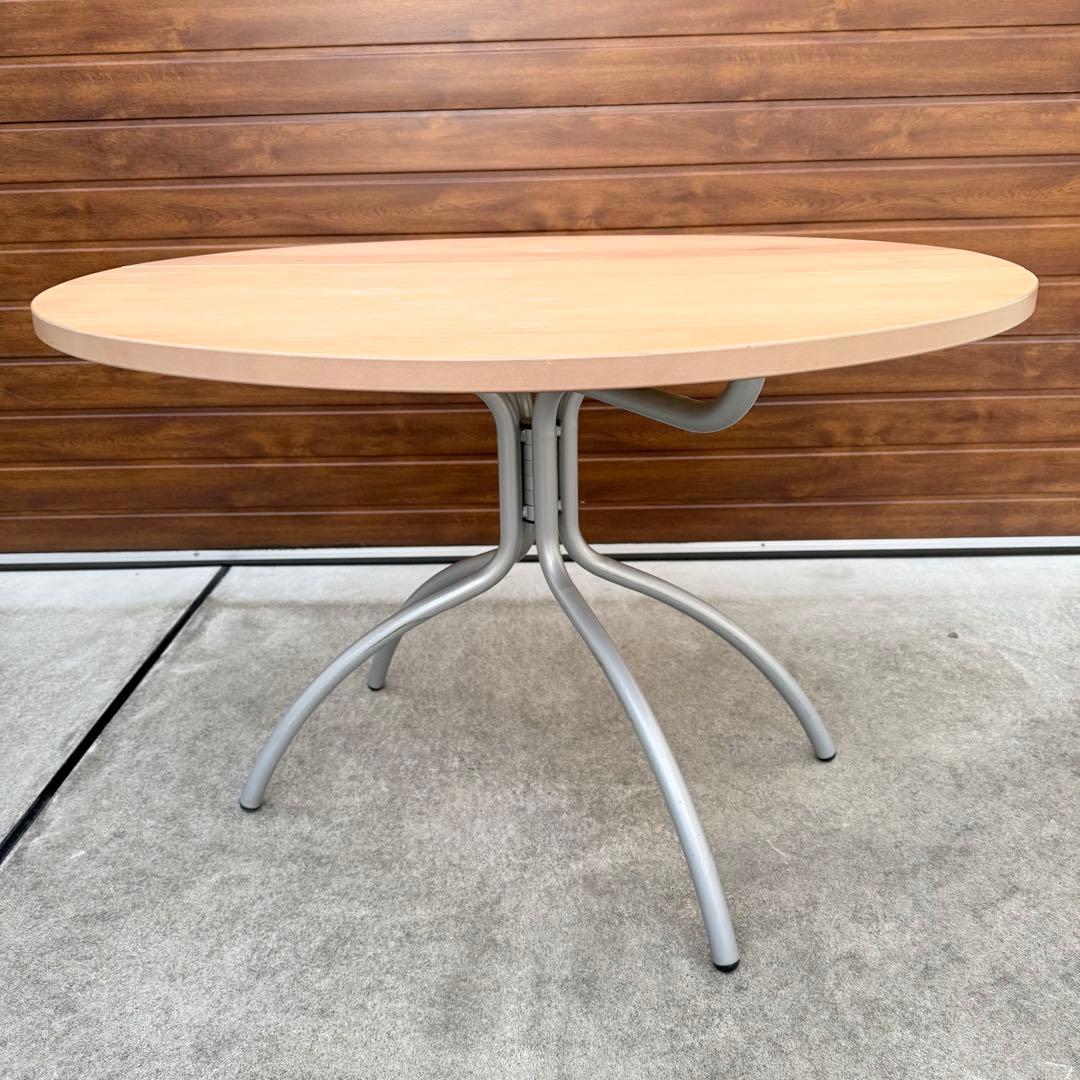 美品 BoConcept occa ダイニングテーブル ラウンド バタフライ