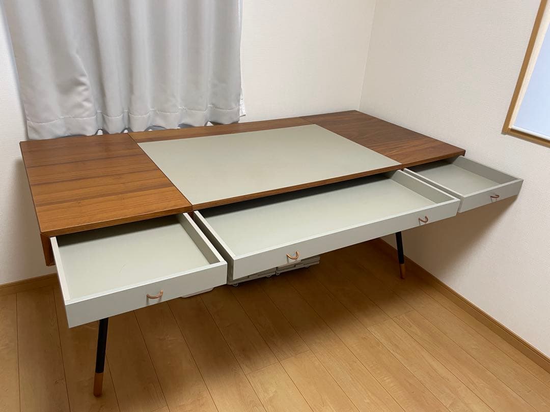 【10月末までの出品】BoConcept Cupertino／クパチーノ／デスク