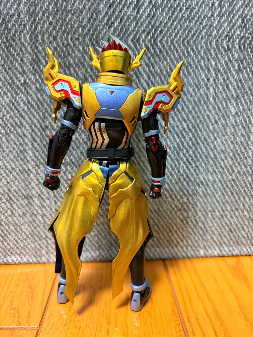 S.H.Figuarts 仮面ライダーゲムデウスクロノス