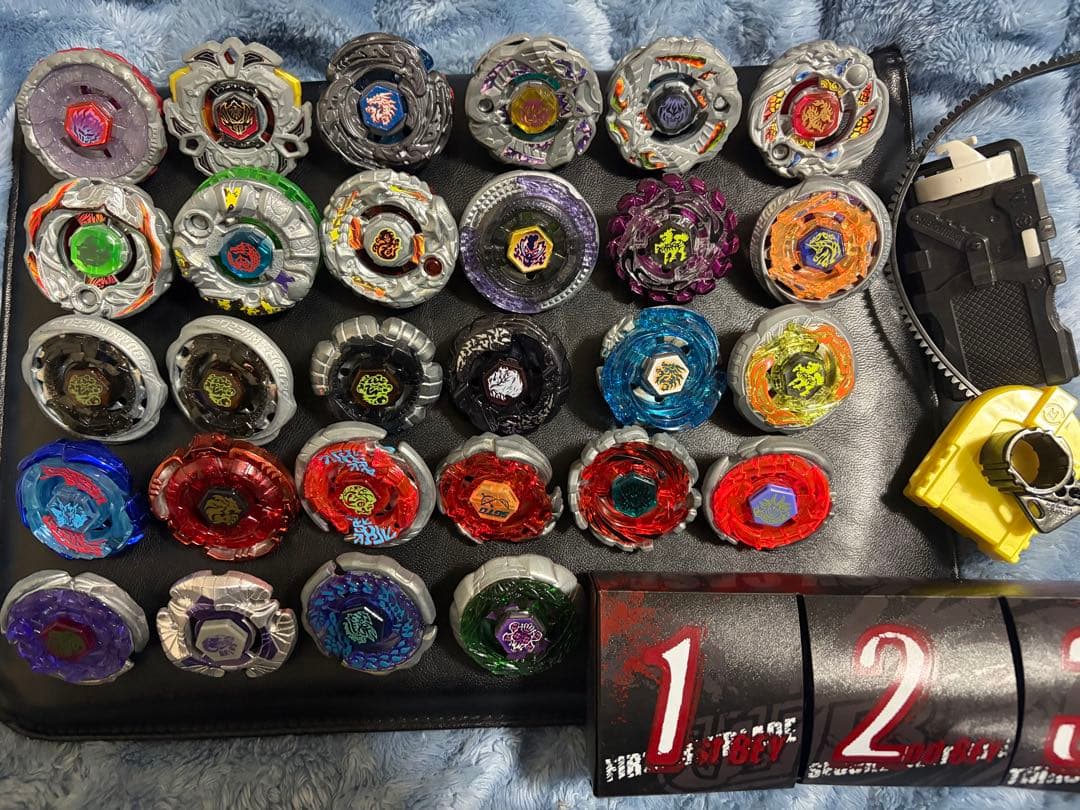 メタルファイトベイブレード まとめ売り ケース付き - メルカリ