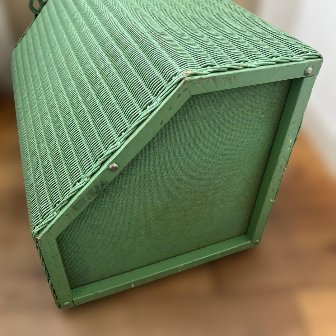 英国アンティークヴィンテージラスティロイドルーム