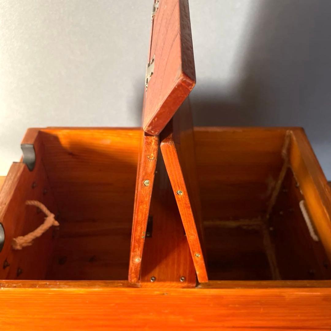 紀州釣り】 釣り用箱 椅子 2本竿立て付き 木製 蓋付き クーラー