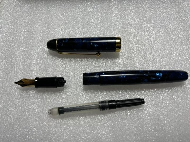 加藤製作所 セルロイド万年筆 (青)