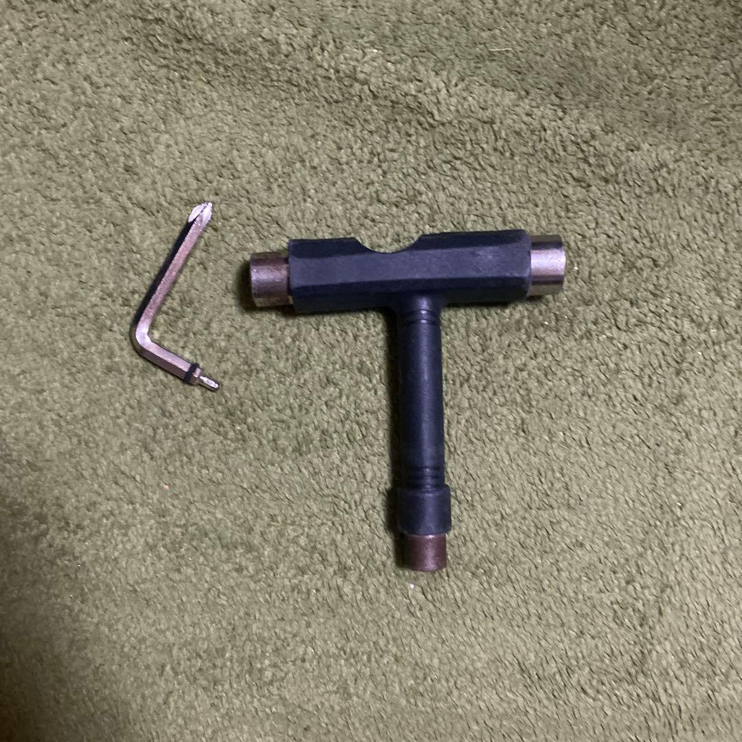 値下げしました‼️トイマシーンスケートボードコンプリート、ベアリング2セット