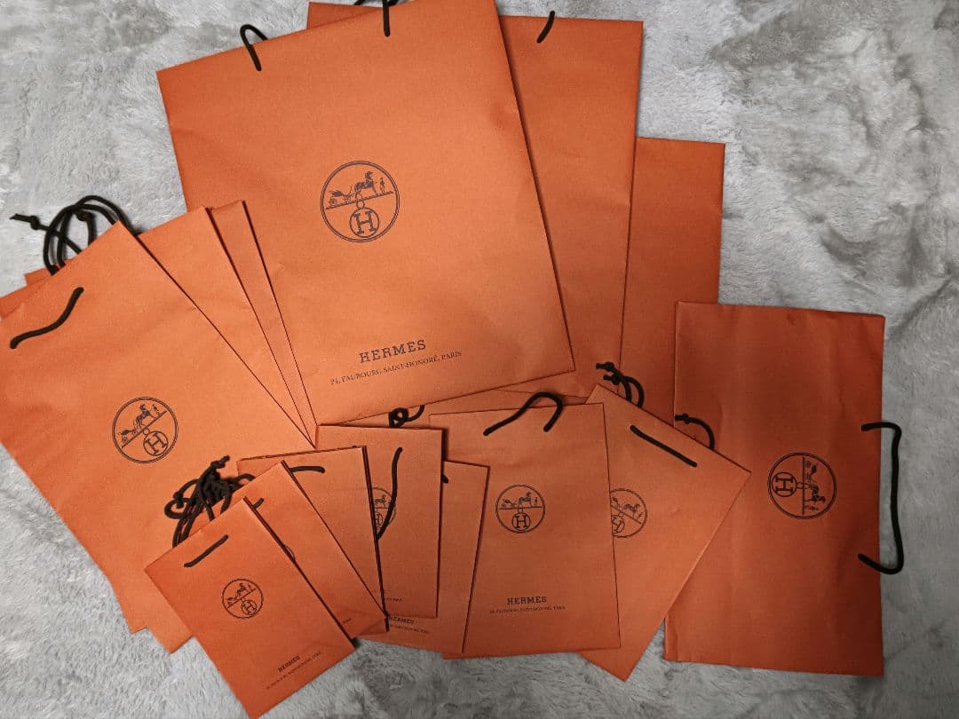 値下げしました エルメス紙袋 数十枚をまとめ売り 枚数 追加しました