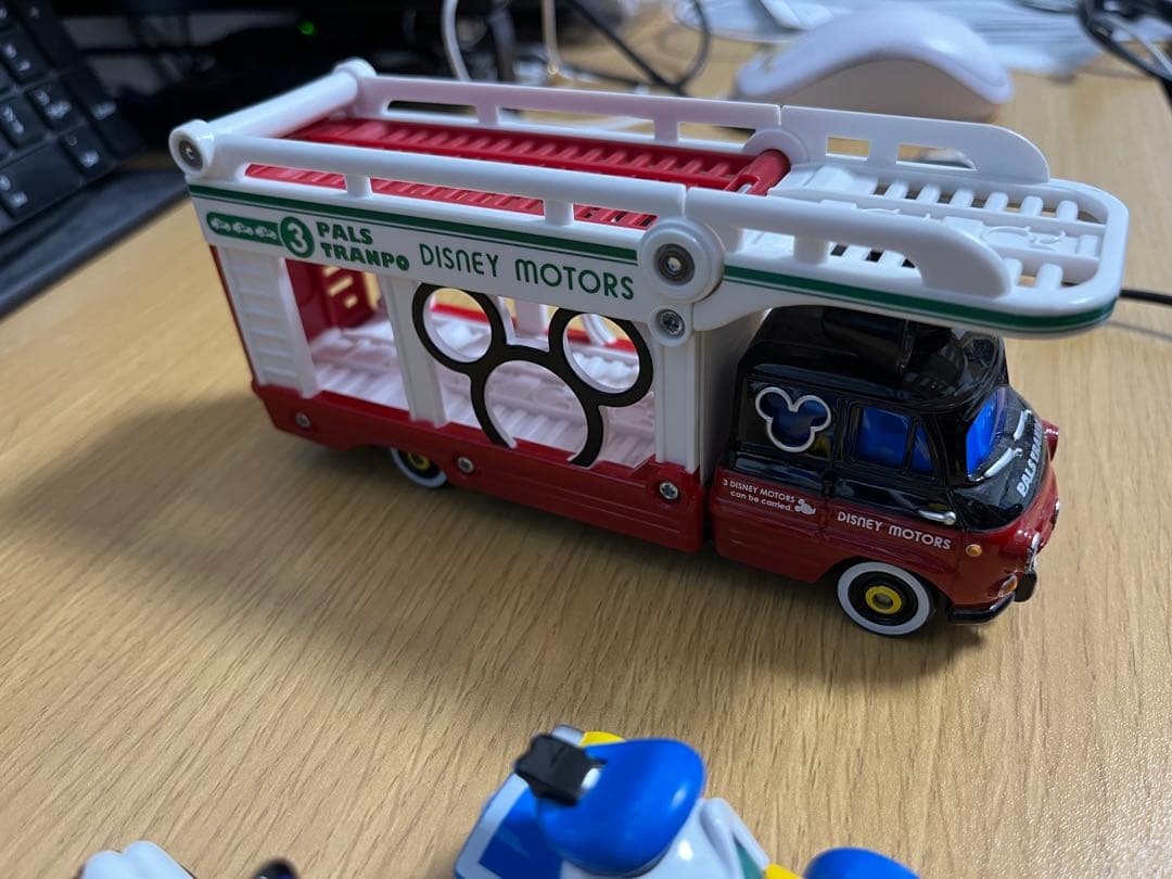ディズニーモータース　トミカ１2台 まとめ売り