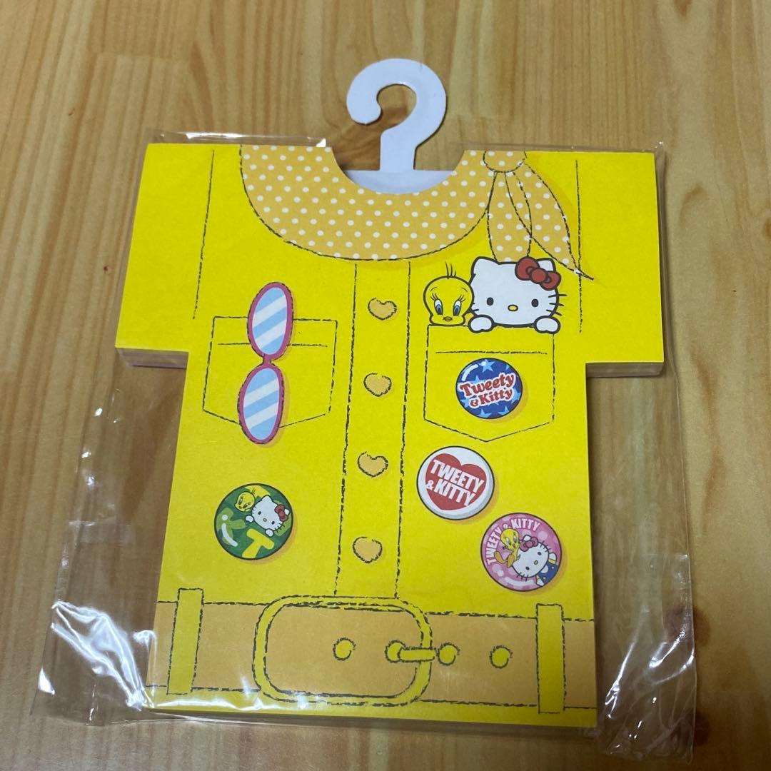 レア ハローキティ＆トゥイティー Tシャツ メモ帳 - メルカリ