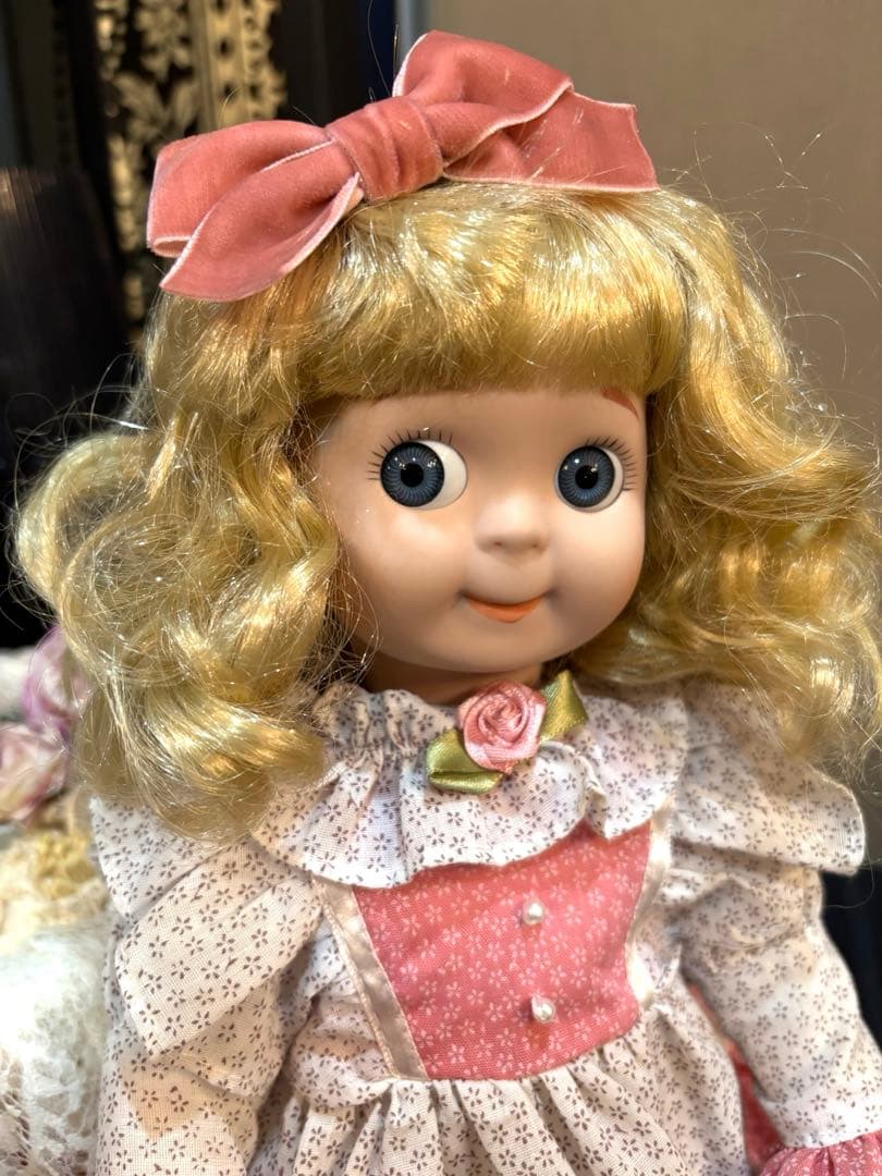 ヴィンテージ ビスクドール グーグリー 221 - メルカリ