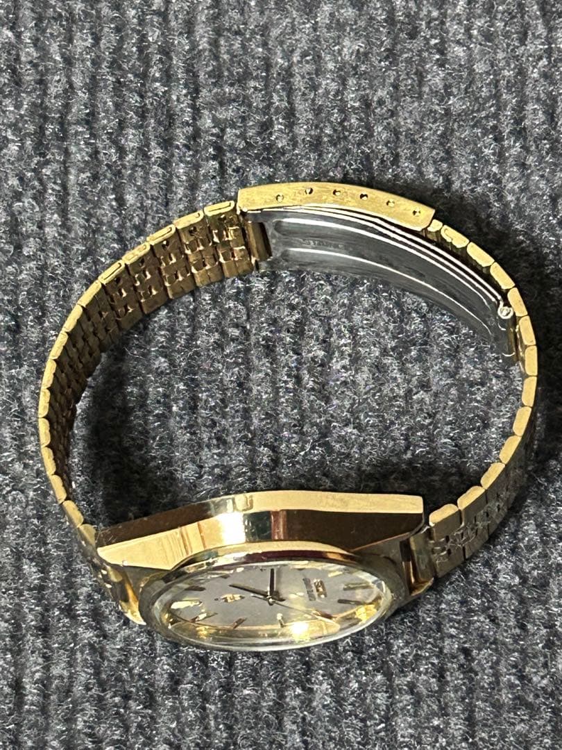 SEIKO GRAND QUARTZ 腕時計