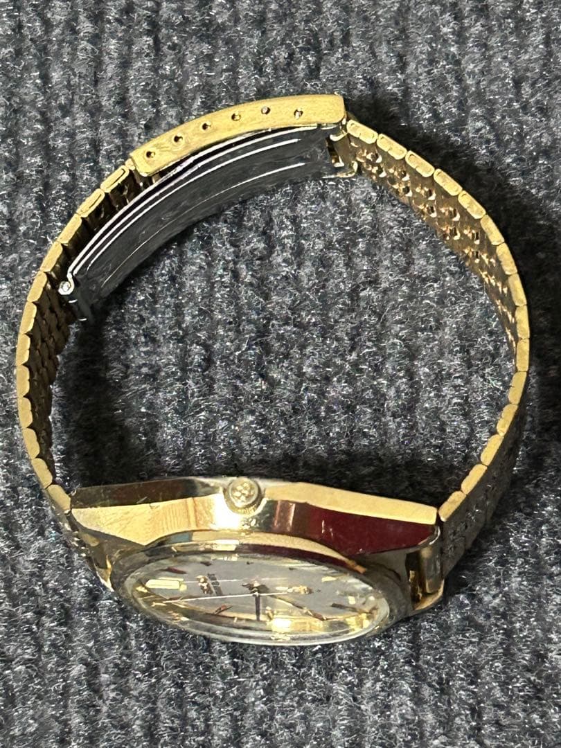 SEIKO GRAND QUARTZ 腕時計
