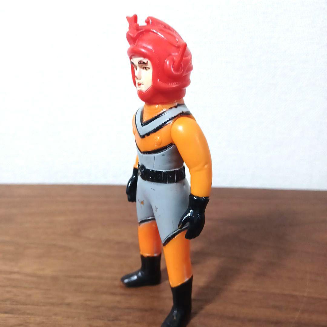 ウルトラマンシリーズ隊員「ZAT」「TAC」「MAT」ソフビフィギュア3体セット