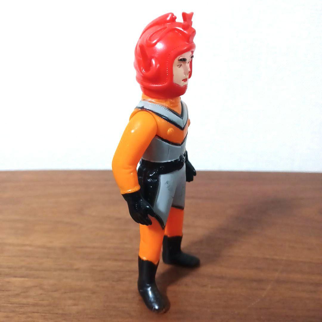 ウルトラマンシリーズ隊員「ZAT」「TAC」「MAT」ソフビフィギュア3体セット