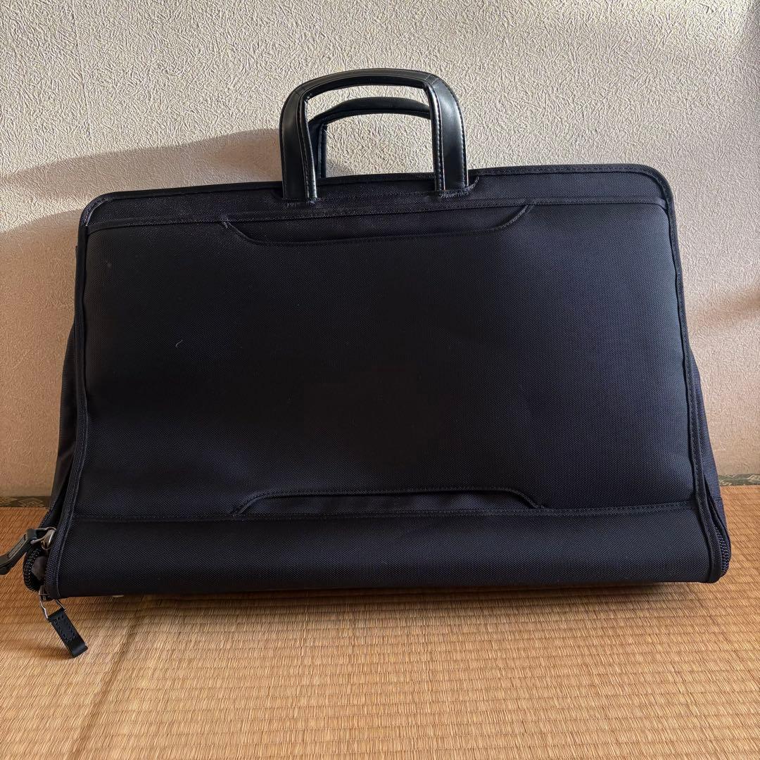 新品未使用 ace.ガーメントバッグ 54584