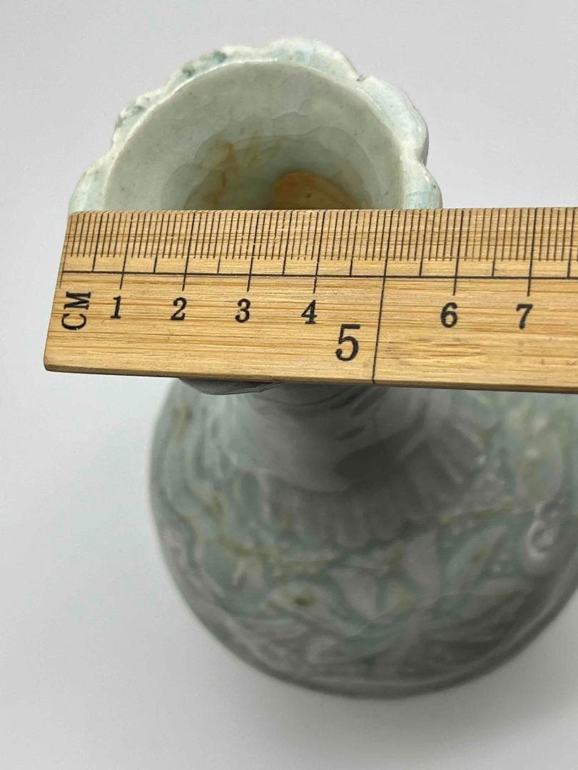 北宋時代 青白磁 纏枝貼花牡丹文菱口瓶 湖田窯花瓶