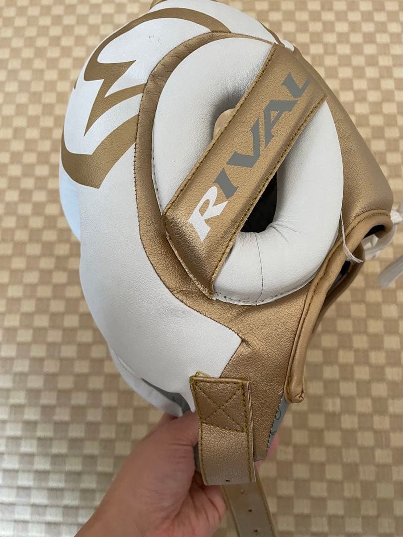 Rival(ライバル)RHG100 ヘッドガード/ホワイト×ゴールド N110