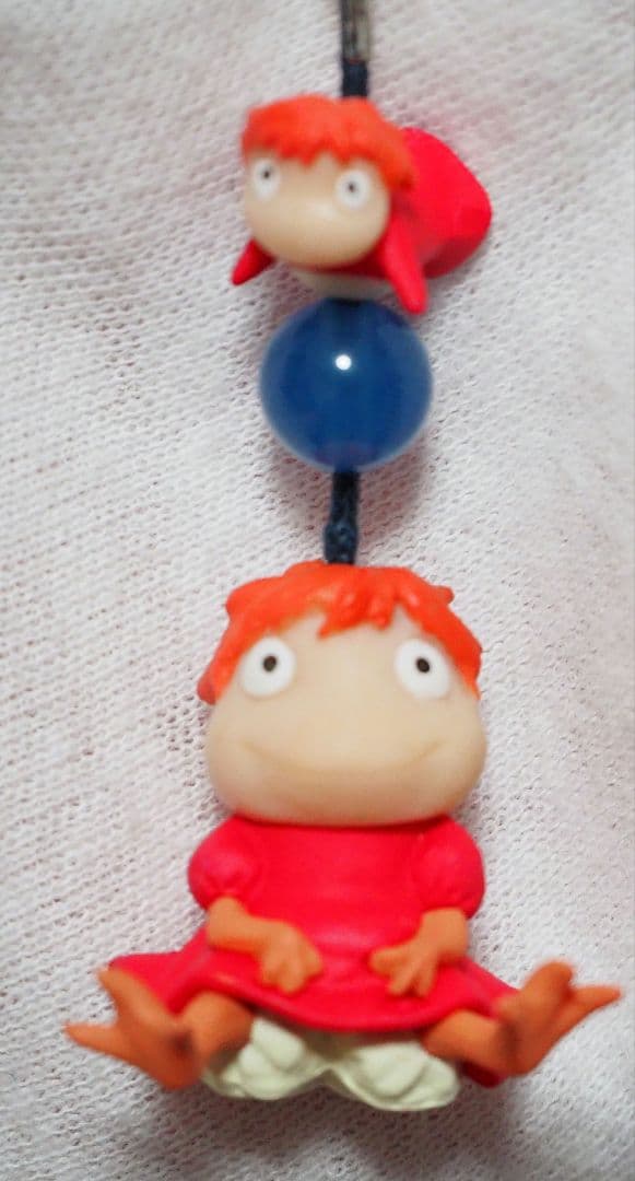 希少　崖の上のポニョ　ぶらりん　ストラップ　天然石　ジブリ