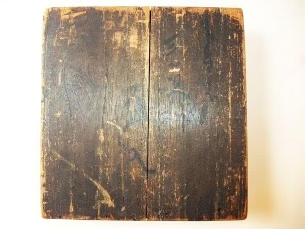 酒器 三ツ重揃 盃台 惣黒 金蒔絵 漆塗りの黒と金の膳と赤い皿