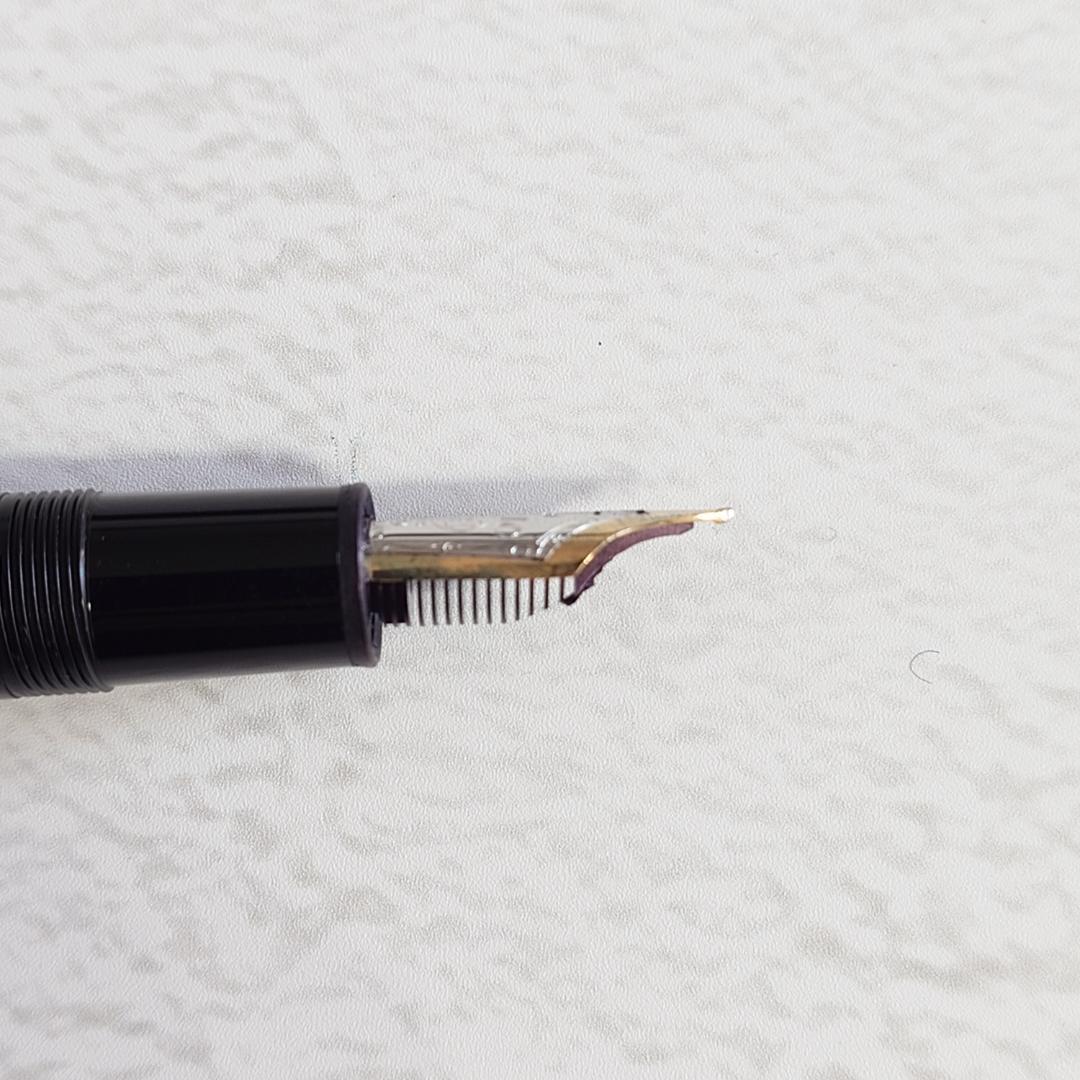 美品 モンブラン マイスターシュテュックプラチナコーティング ル・グラン万年筆