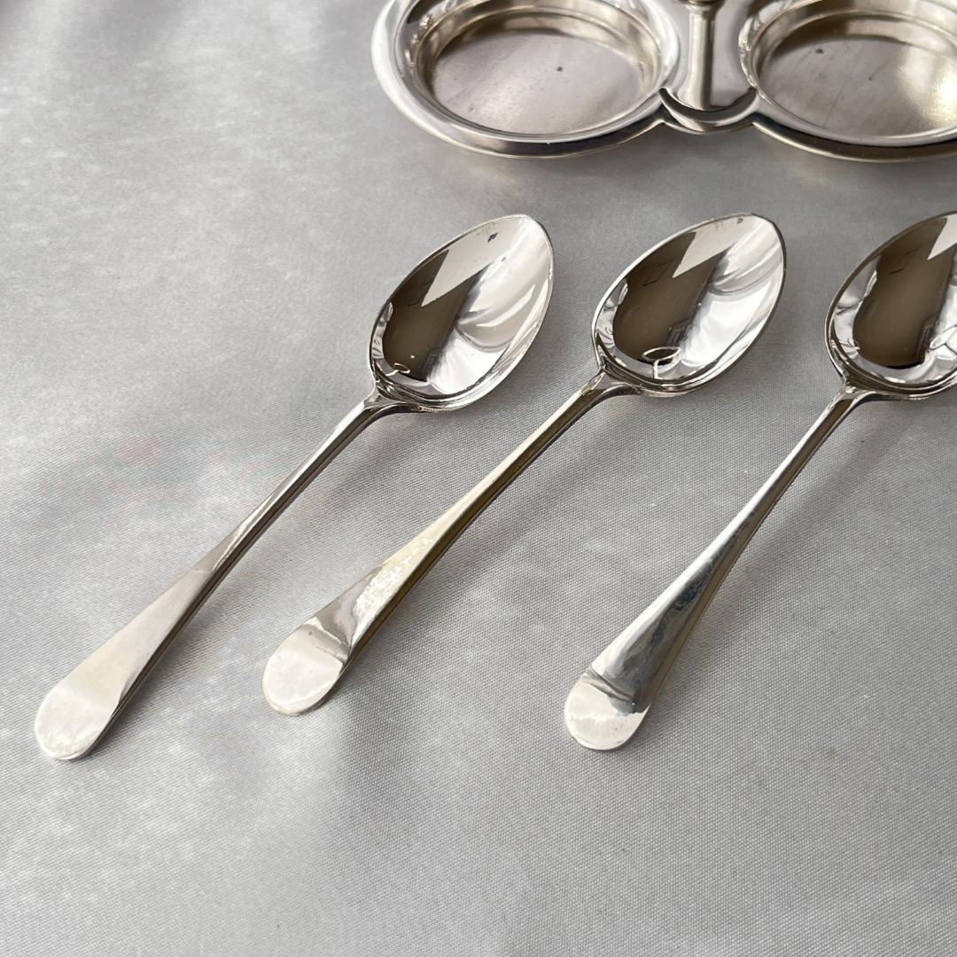 英国】エッグクルーゼ 2個組 エッグカップ / スタンド / スプーン