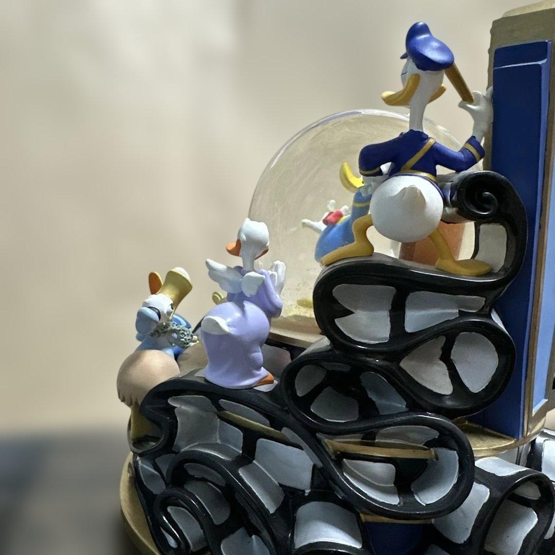 ドナルドダック スノードームフィギュア 約22cm