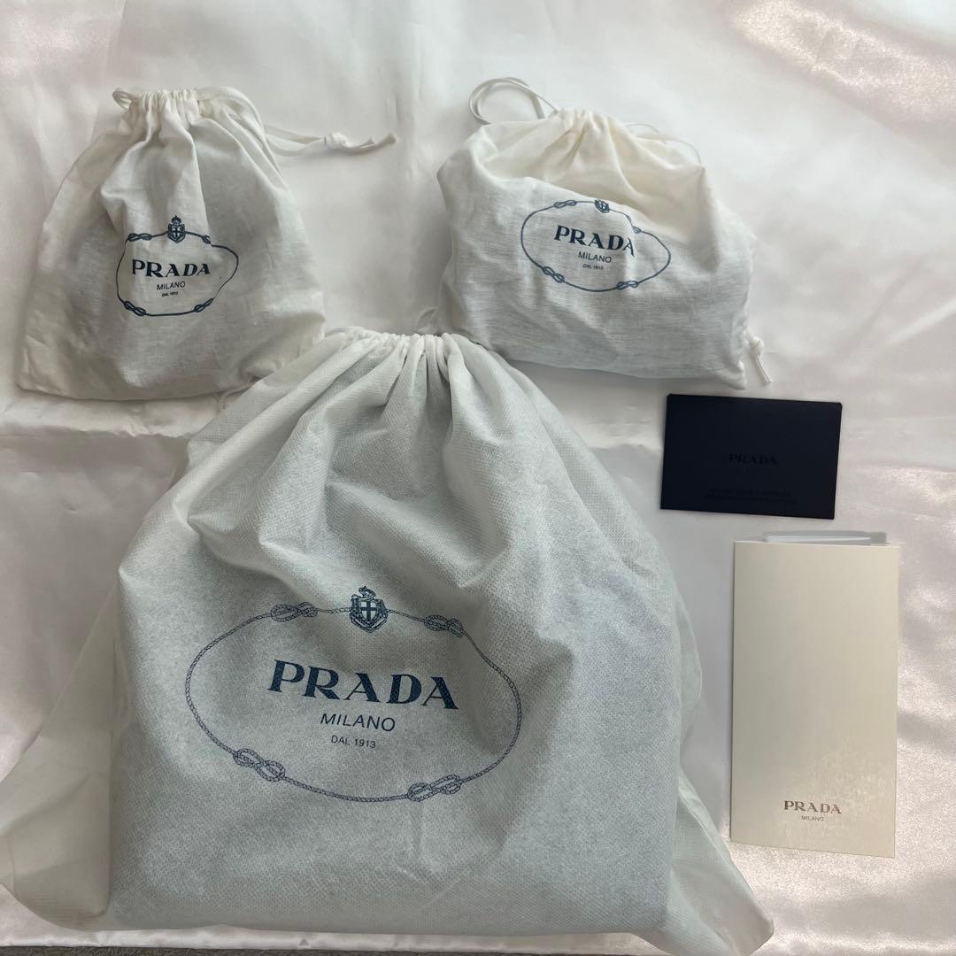 (ゆこ)PRADA ライトブルー ハンドバッグ ショルダーストラップ付き