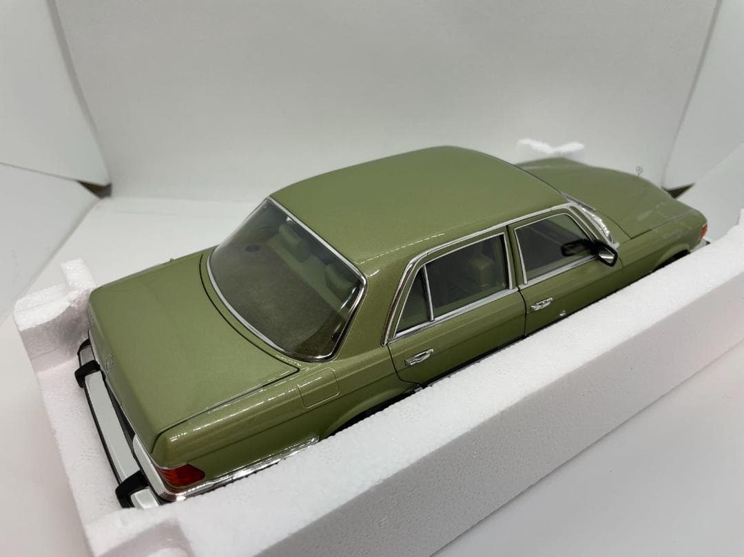 304-039 ノレブ 1/18 ベンツ 450 SEL US-Version