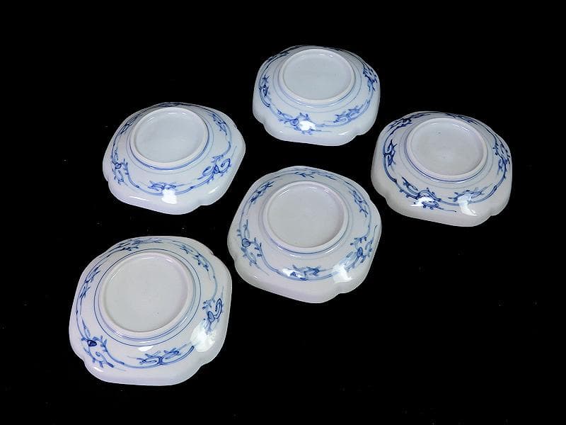 大聖寺伊万里　金襴手　松竹梅に草花紋の図　四方角皿 ５枚　C688AS-fbbi