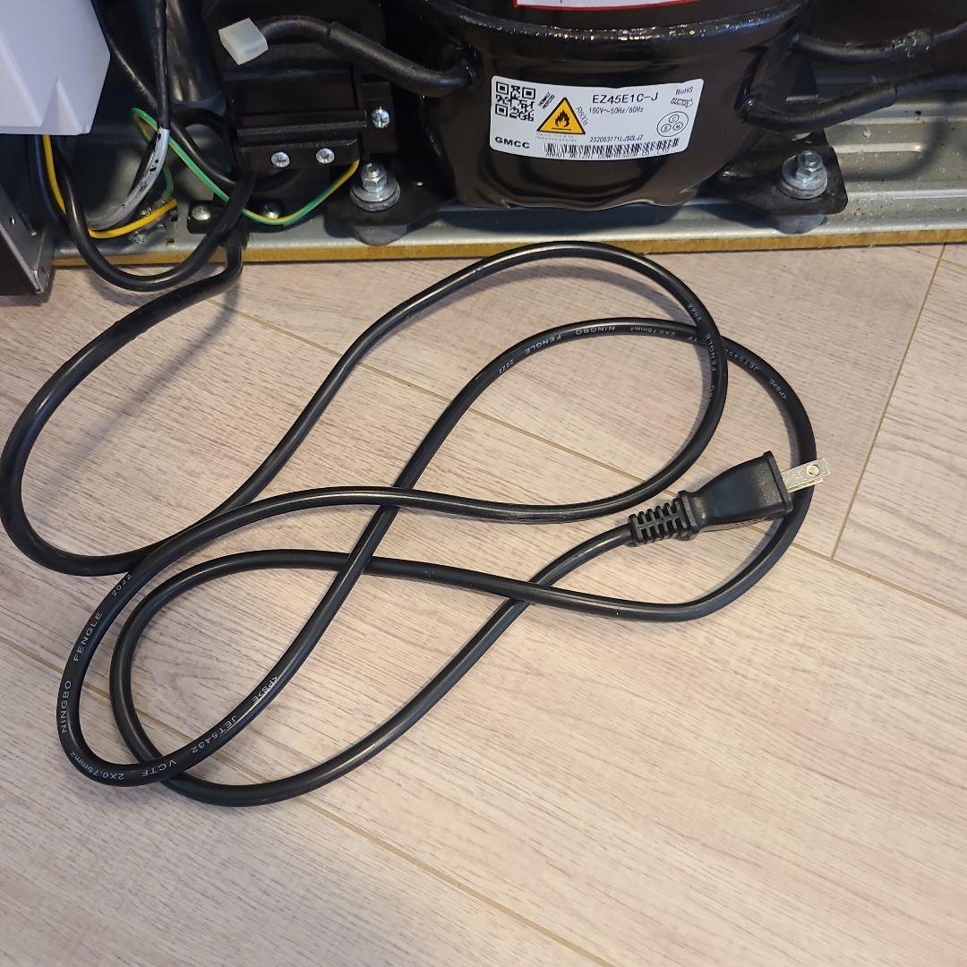 IRIS OHYAMA 冷凍庫 IUSD-6B　ブラック