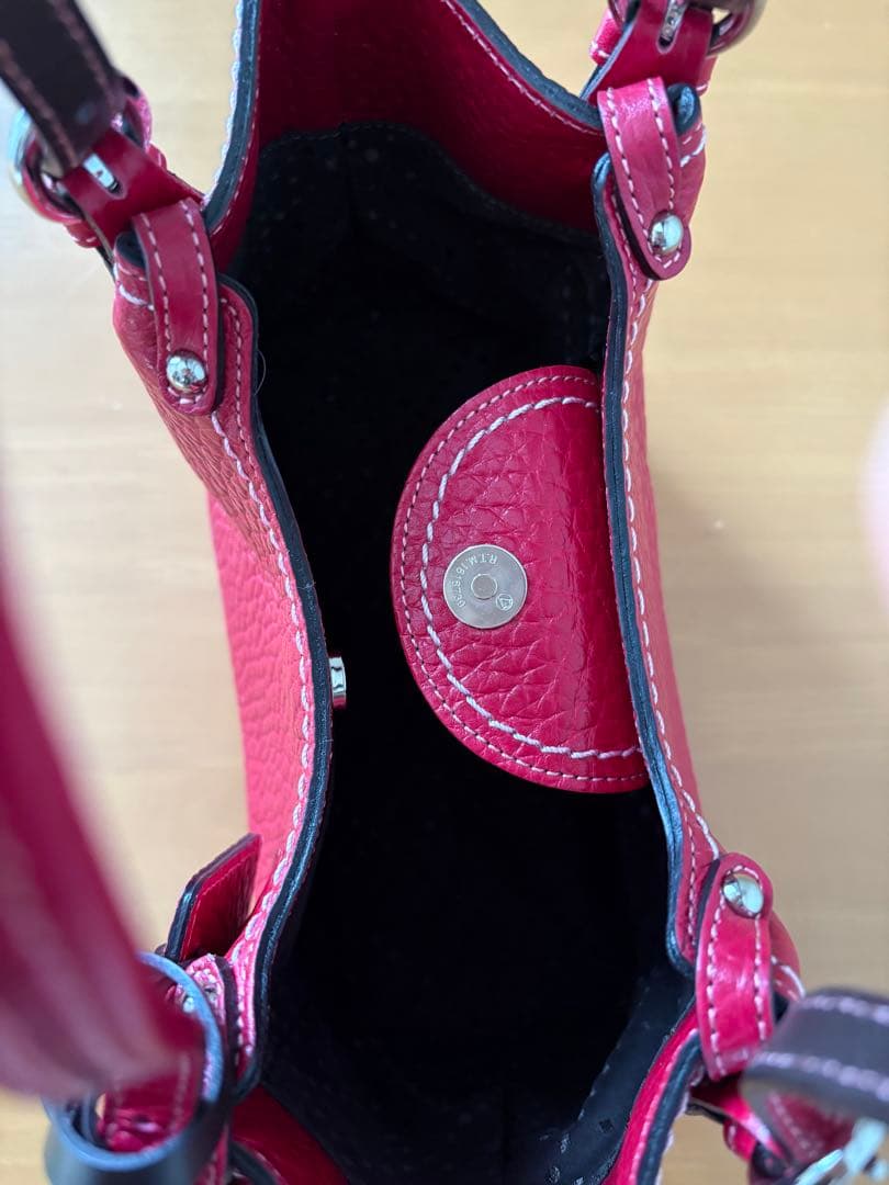 PELLE BORSA ペレボルサ 本革 ハンドバッグ 赤 美品 通勤 お出かけ