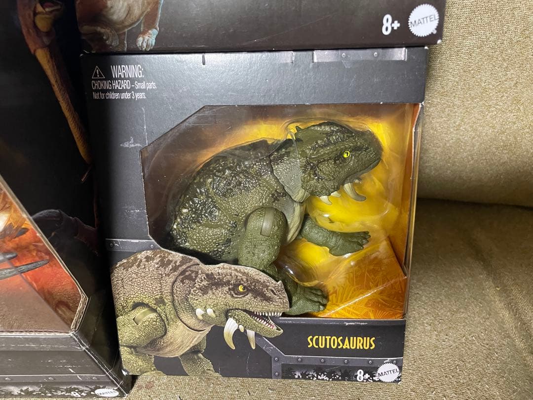 ハモンドコレクション　ジュラシックワールド 恐竜　フィギュア　4体セット