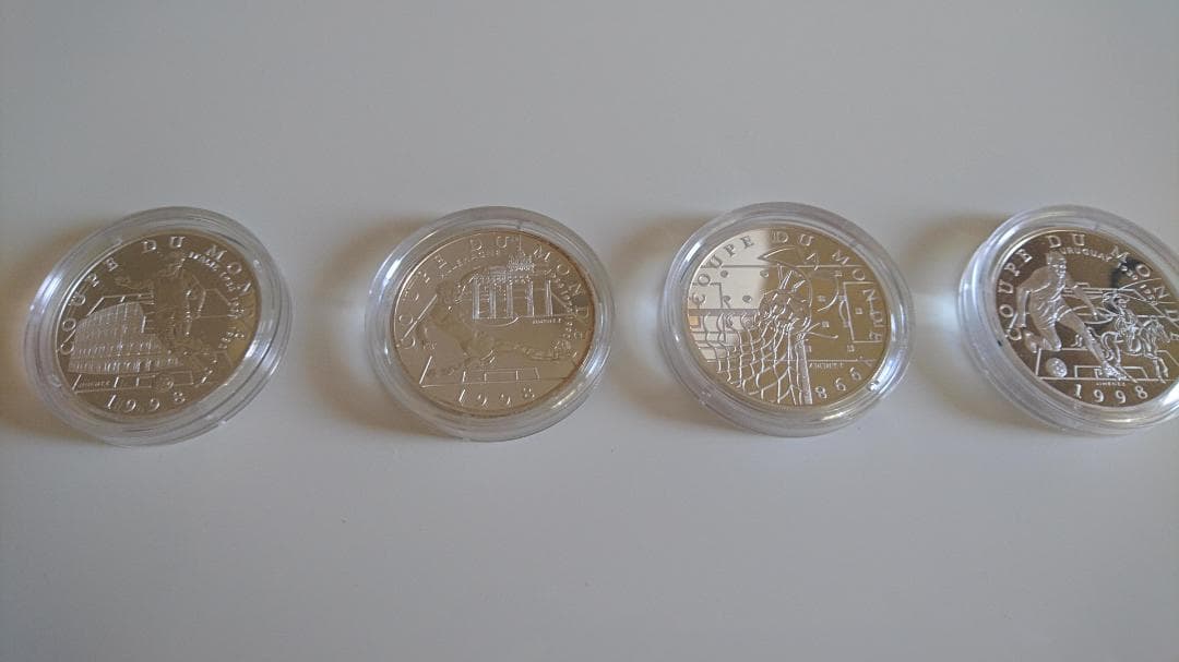 1998年ワールドカップフランス大会 公式記念コイン 銀貨4種セット FIFA