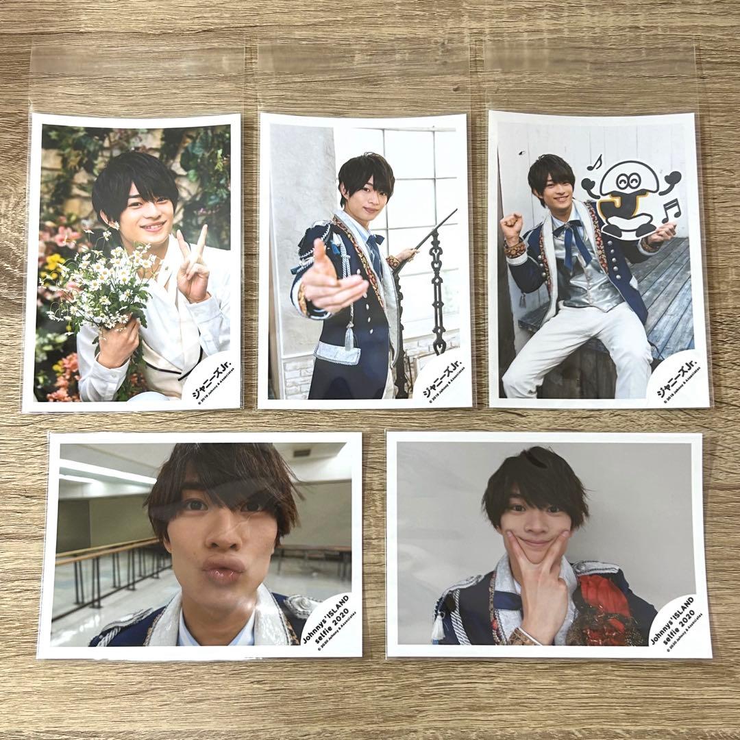 浮所飛貴 公式写真 - メルカリ