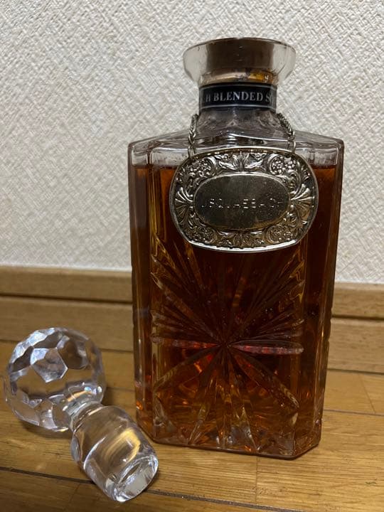 蔵出・レア・未開栓】Usquaebach Crystal Decanter - メルカリ