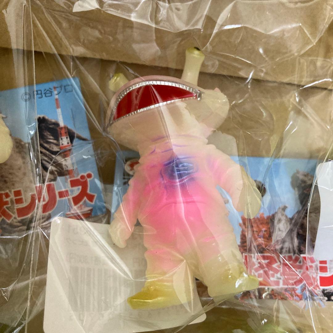 ブルマァク ちびカネゴン 蓄光5色セット ソフビ ウルトラQ - メルカリ