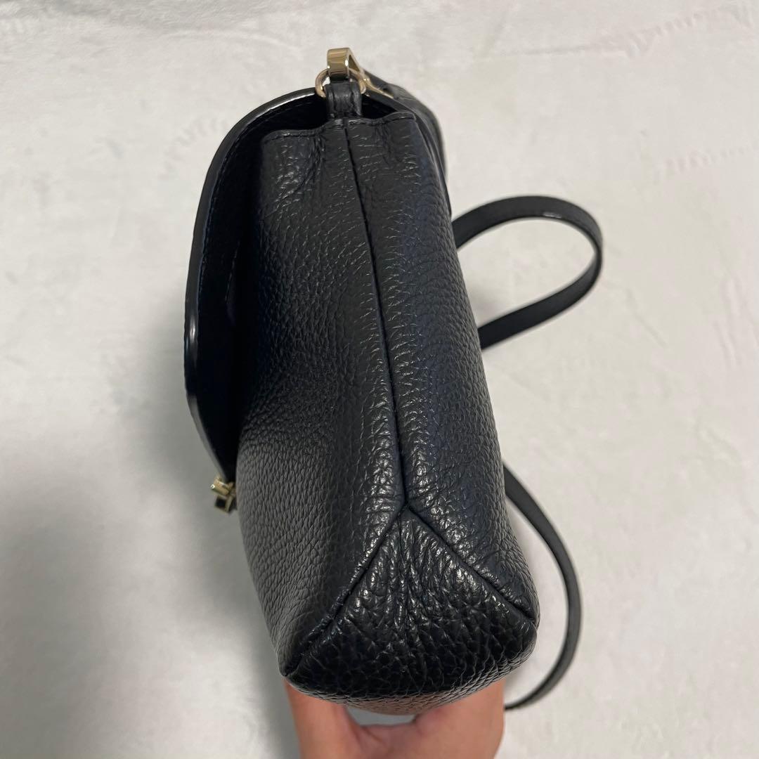 美品　アニエスベー　ショルダーバッグ　レザー　ブラック　ゴールド金具