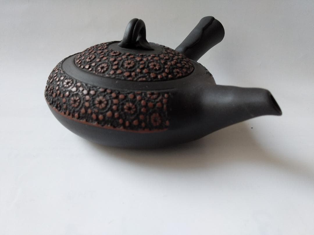 更紗様専用常滑焼 稲葉石水 造 黒泥茶注 黒泥丸型急須 土瓶 共箱 共布